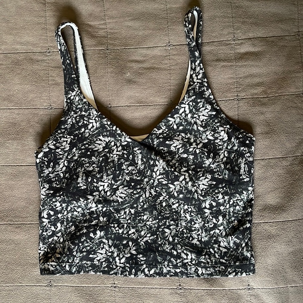 Lululemon Black Grey Floral 8 Align Tank